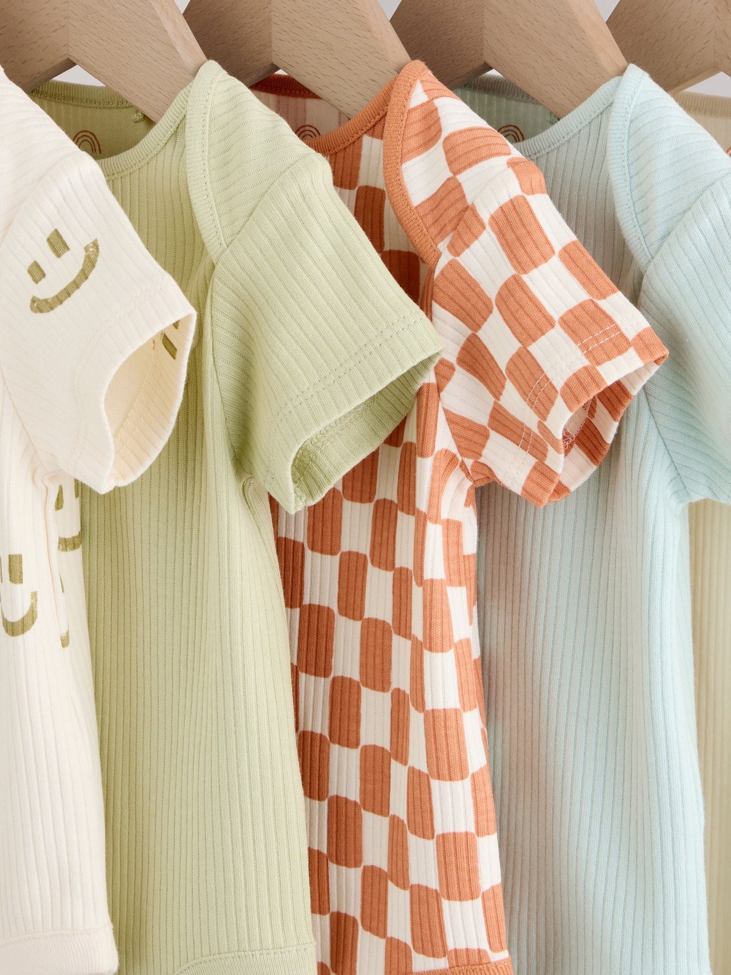 Multi Short Sleeve Baby Bodysuits 5 Pack image 9