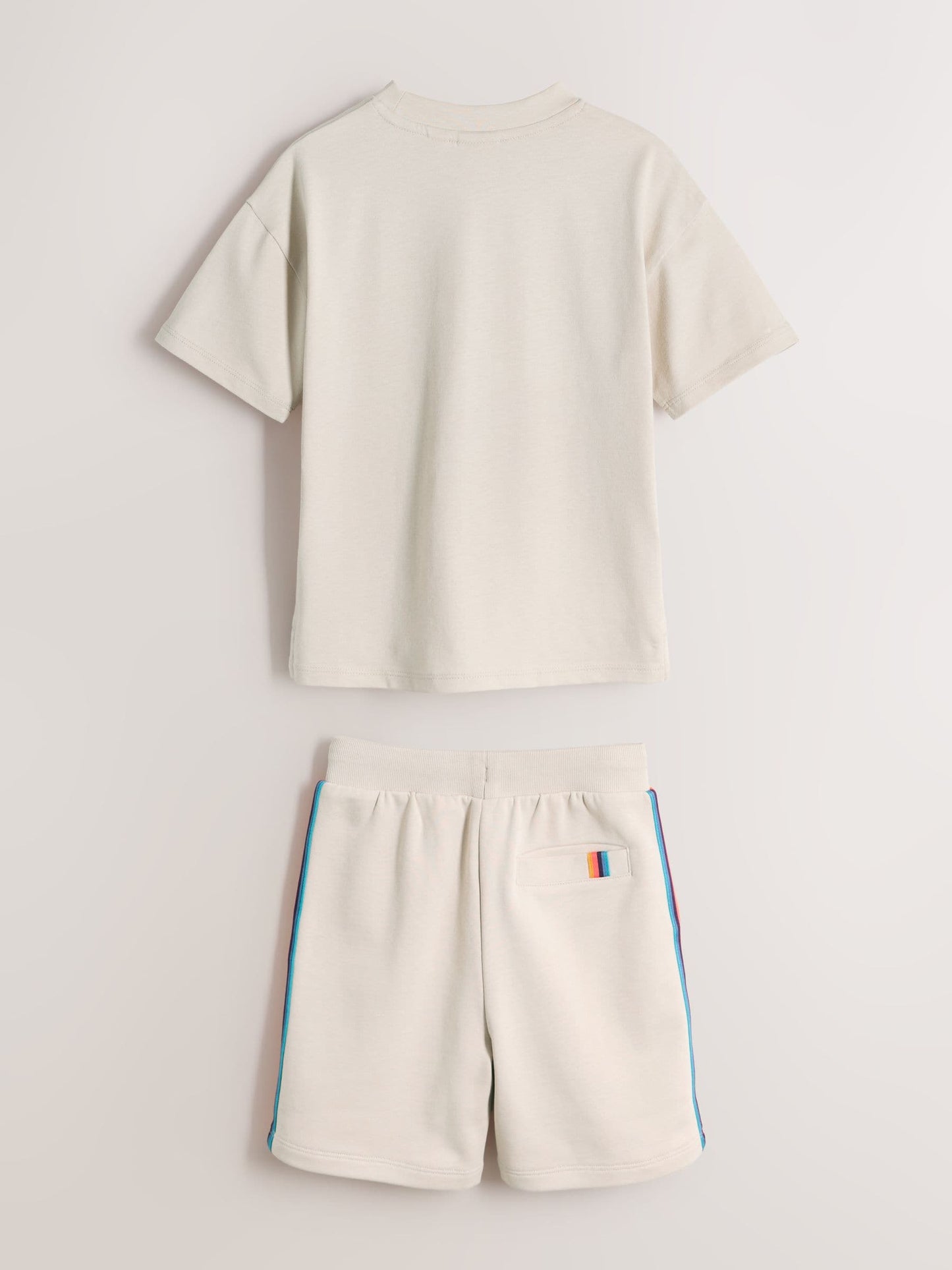 Dsiney Kidz - Paul Smith Junior Stone T-Shirt and Shorts Set image 10