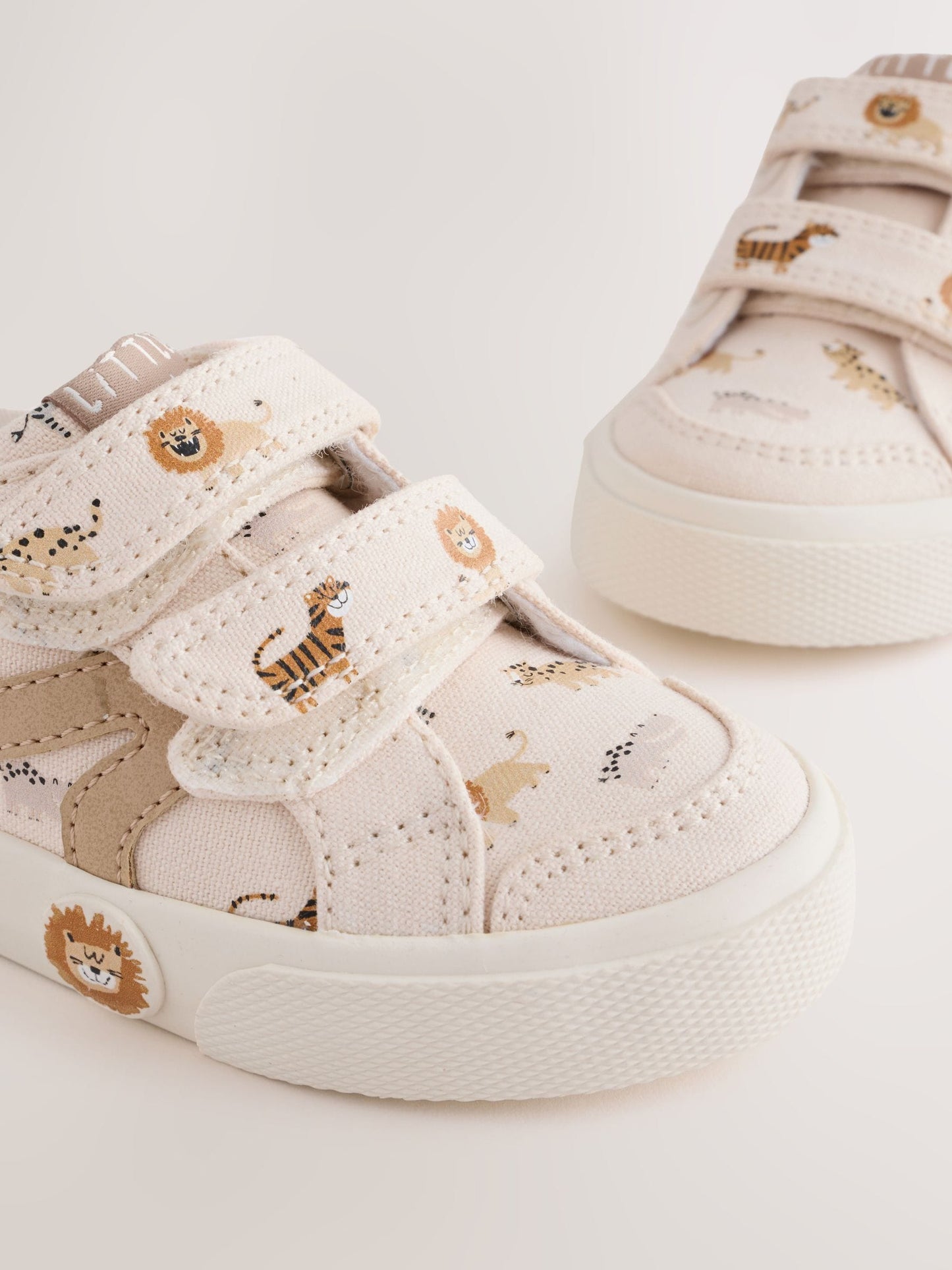 Neutral Safari Standard Fit (F) Touch Fastening Trainers image 5