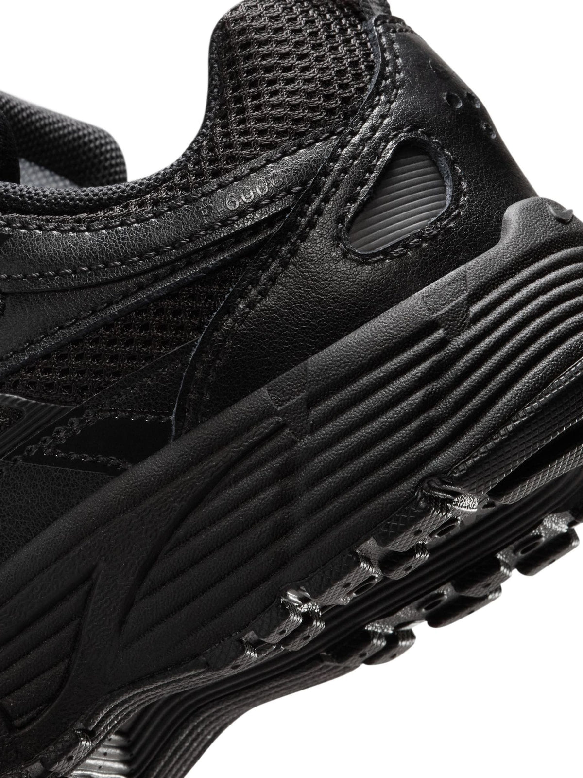 Nike Black Junior P6000 Trainers image 8