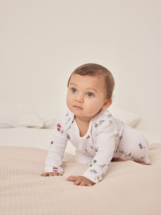 The White Company White Sightseeing London Sleepsuit & Bib Set image 2