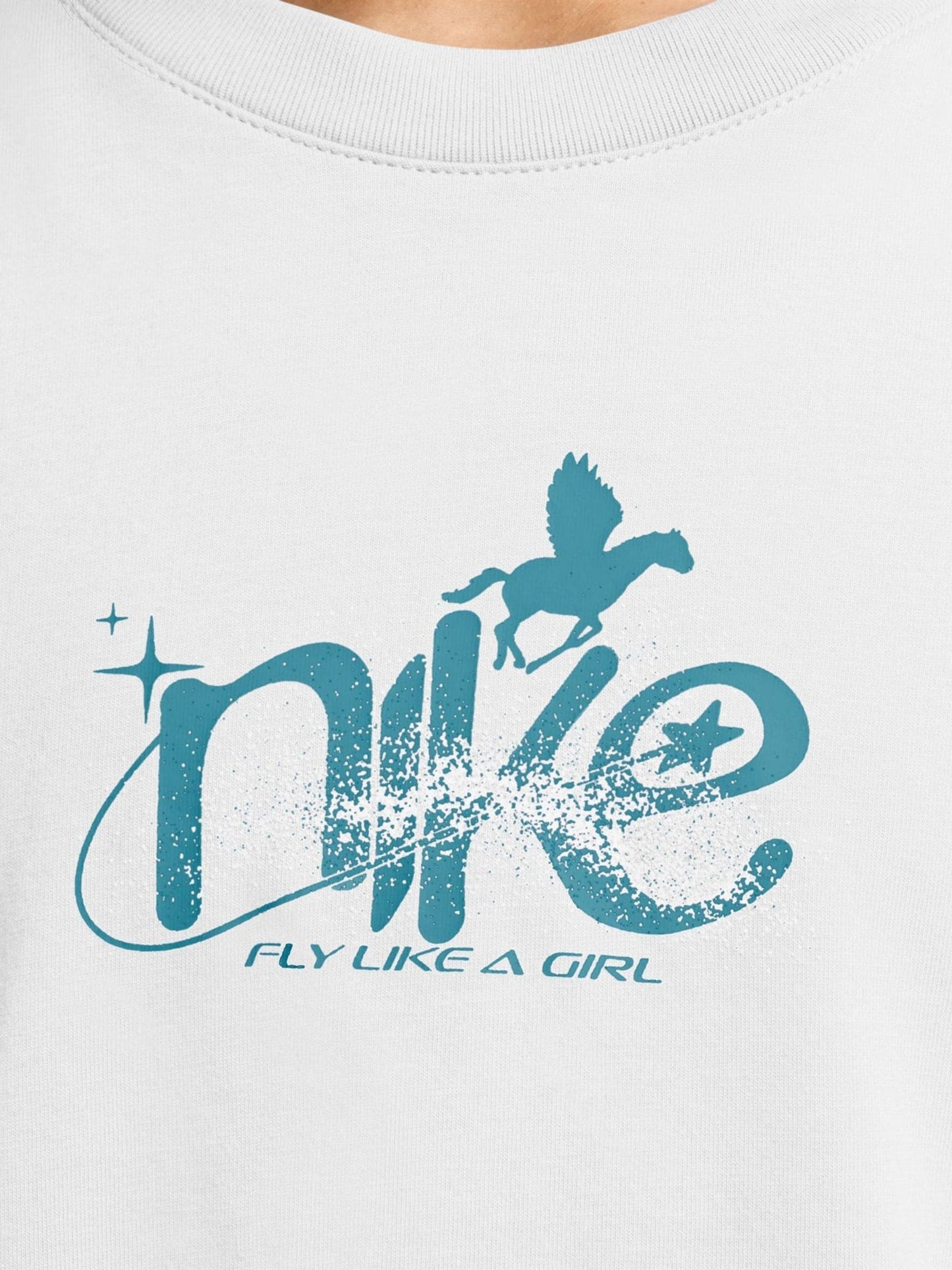 Dsiney Kidz - Nike White Sportswear T-Shirt image 3
