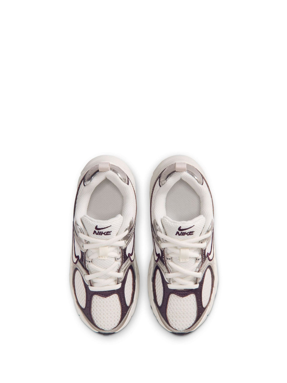 Nike Phantom Junior V5 Runner Trainers image 8