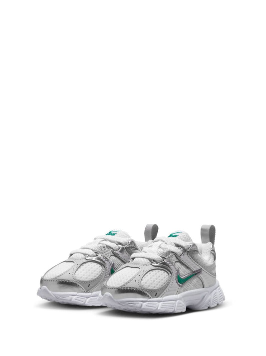 Nike White Infant V5 Runner Trainers image 2