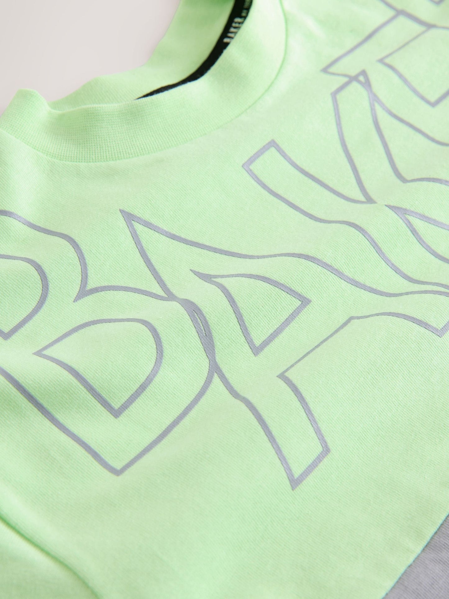 Dsiney Kidz - Baker by Ted Baker Green/Grey Colourblock T-Shirt and Shorts Set image 8