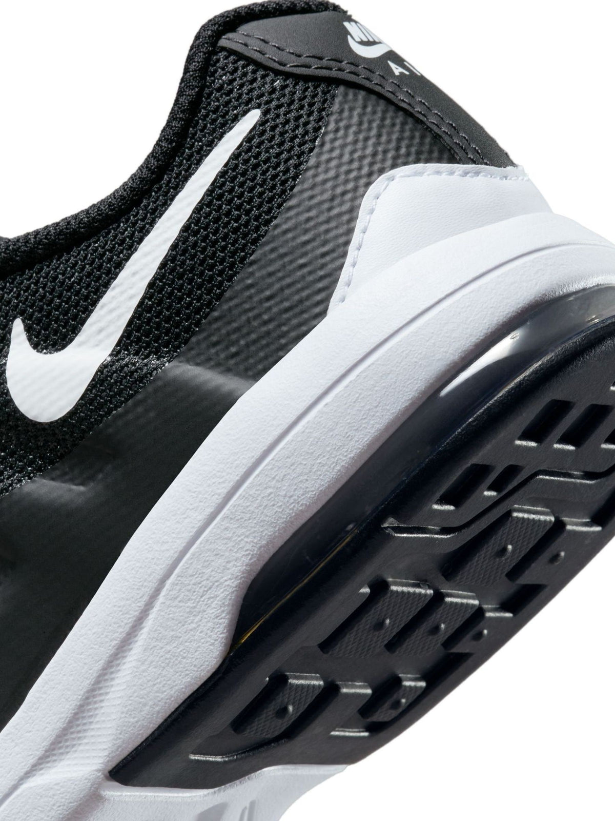Nike Black White Junior Air Max Invigor Trainers - image 7