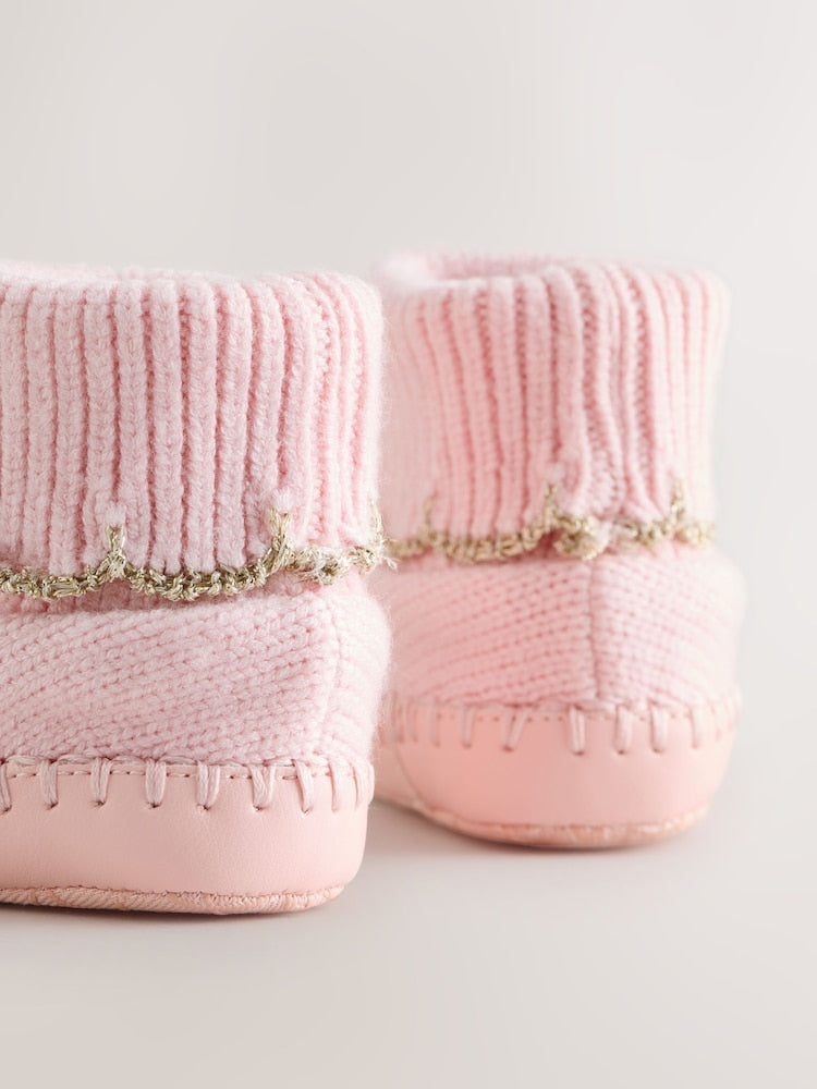 Baby Girls Scallop Edge Knitted Padders Booties with Bow