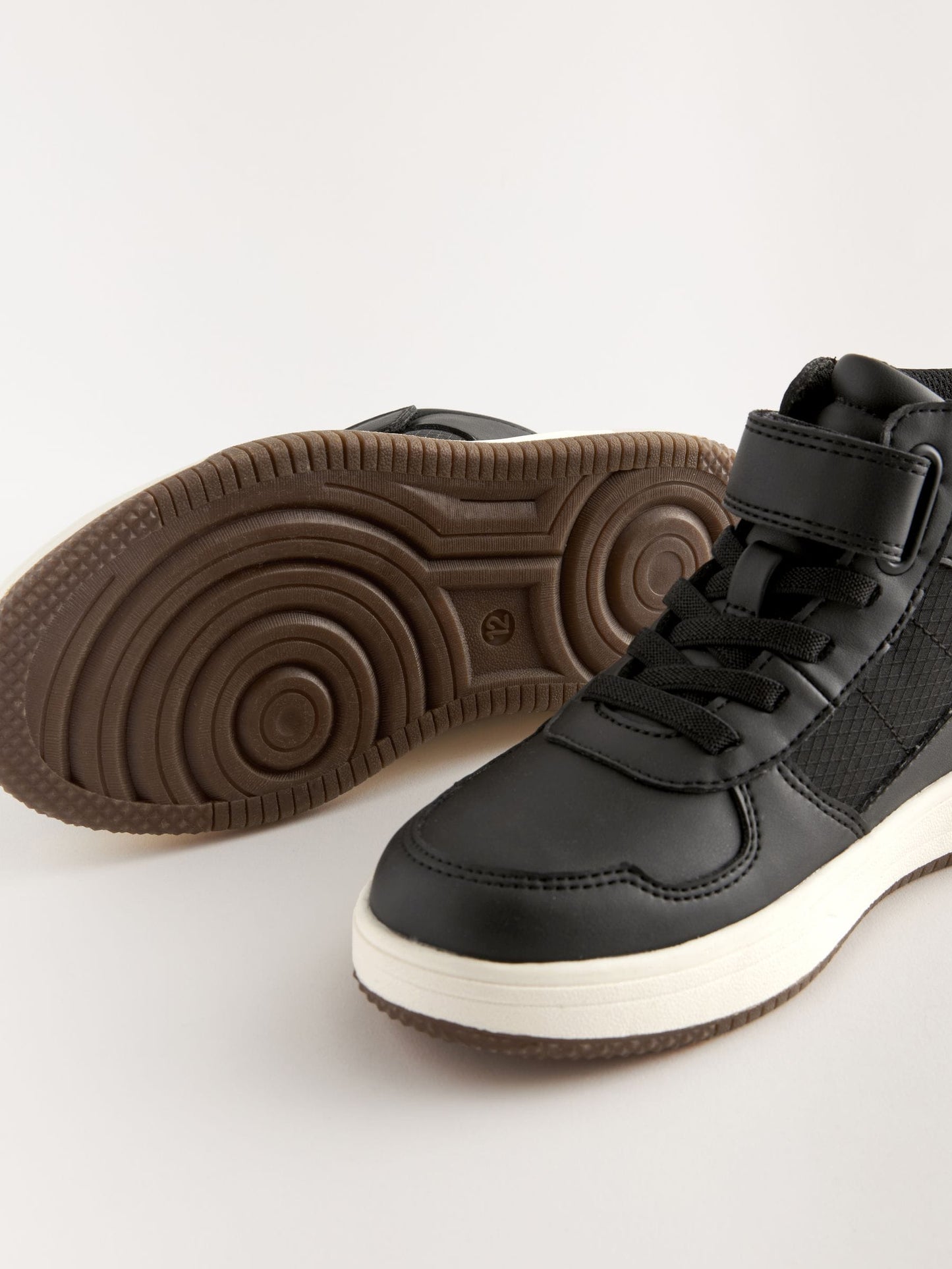 Black Standard Fit (F) High Top Trainers image 3