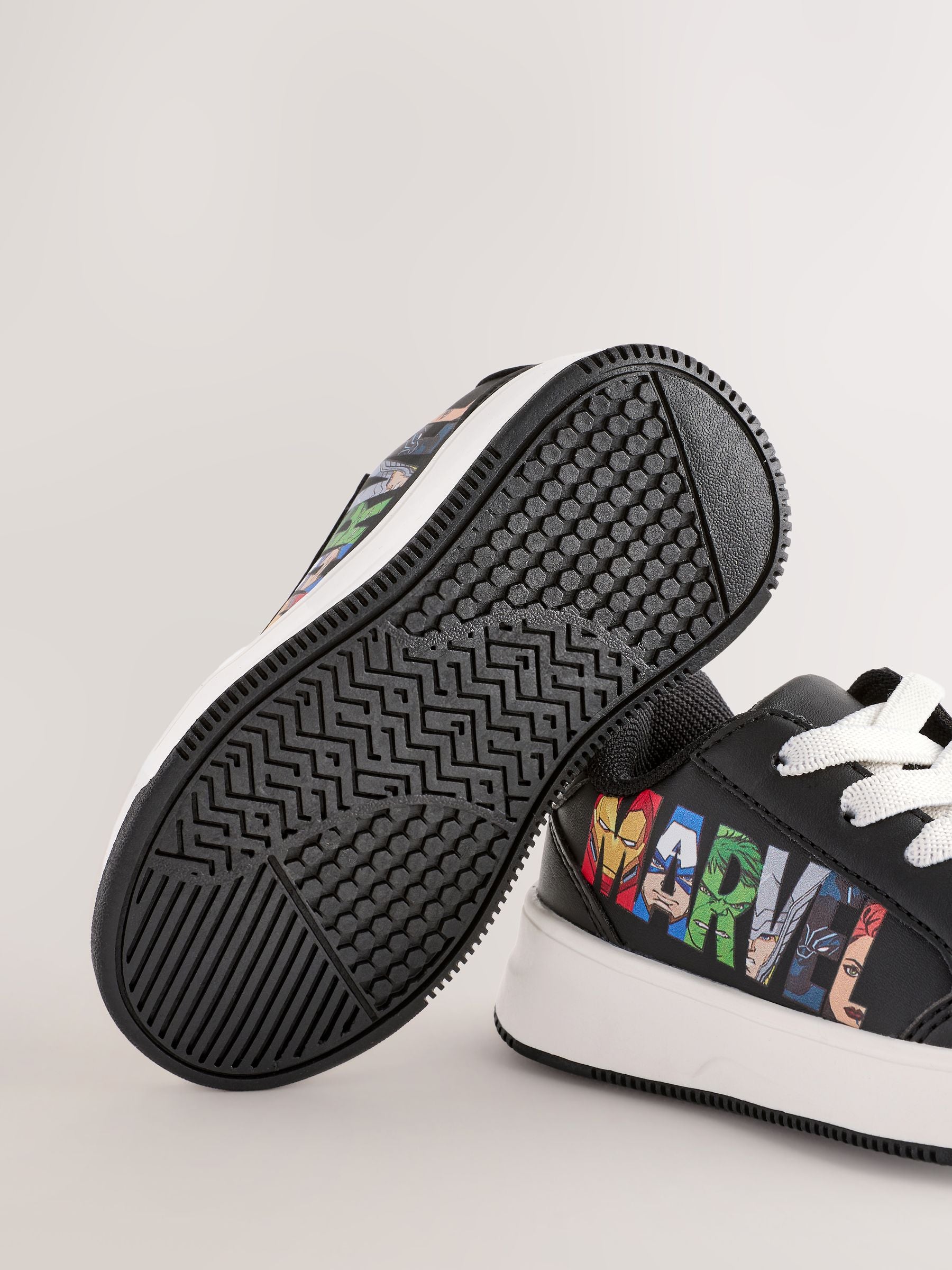 Black Standard Fit (F) Marvel Elastic Lace Trainers image 6