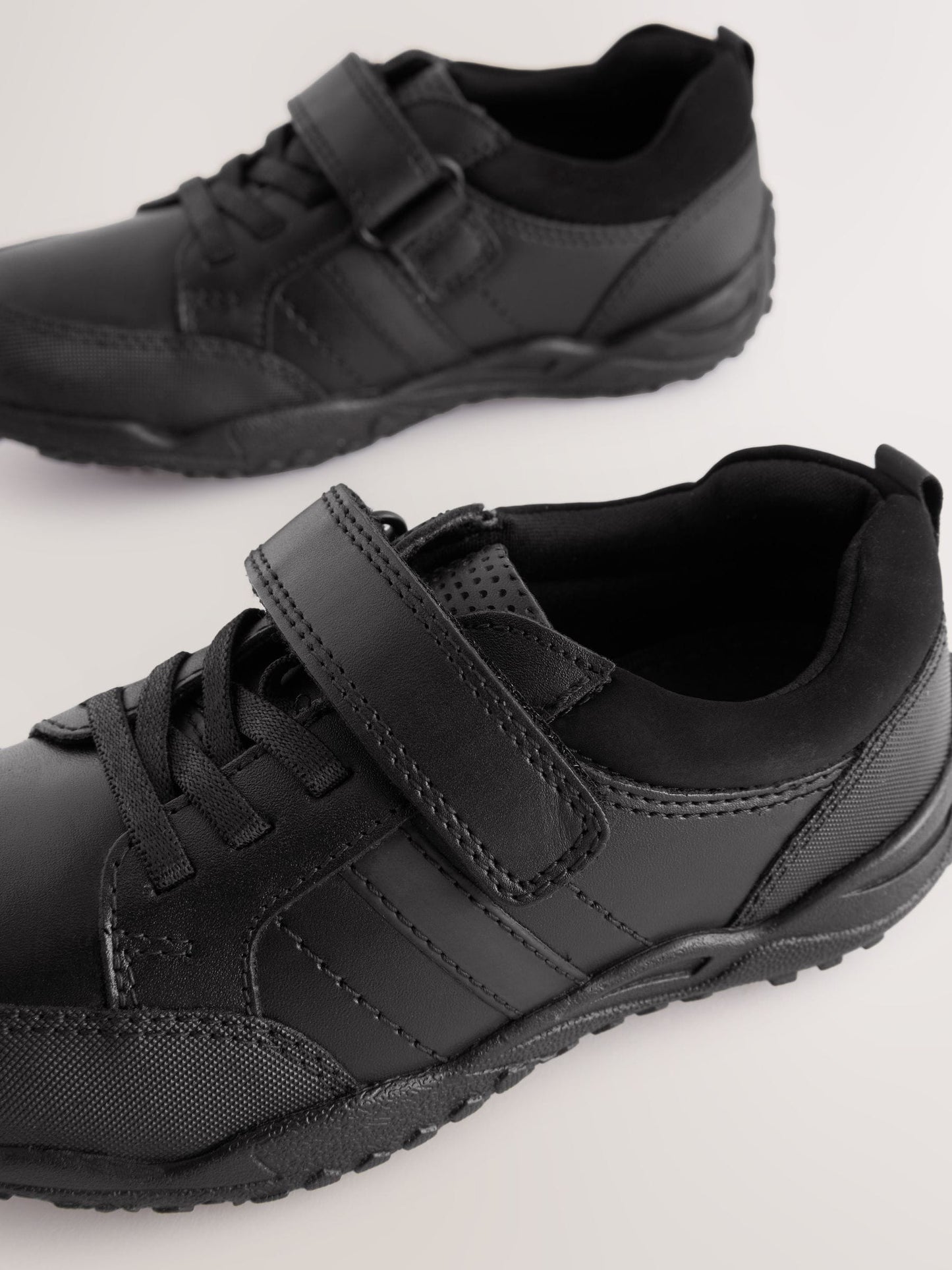 Black Standard Fit (F) School Leather Elastic Lace Shoes image 3
