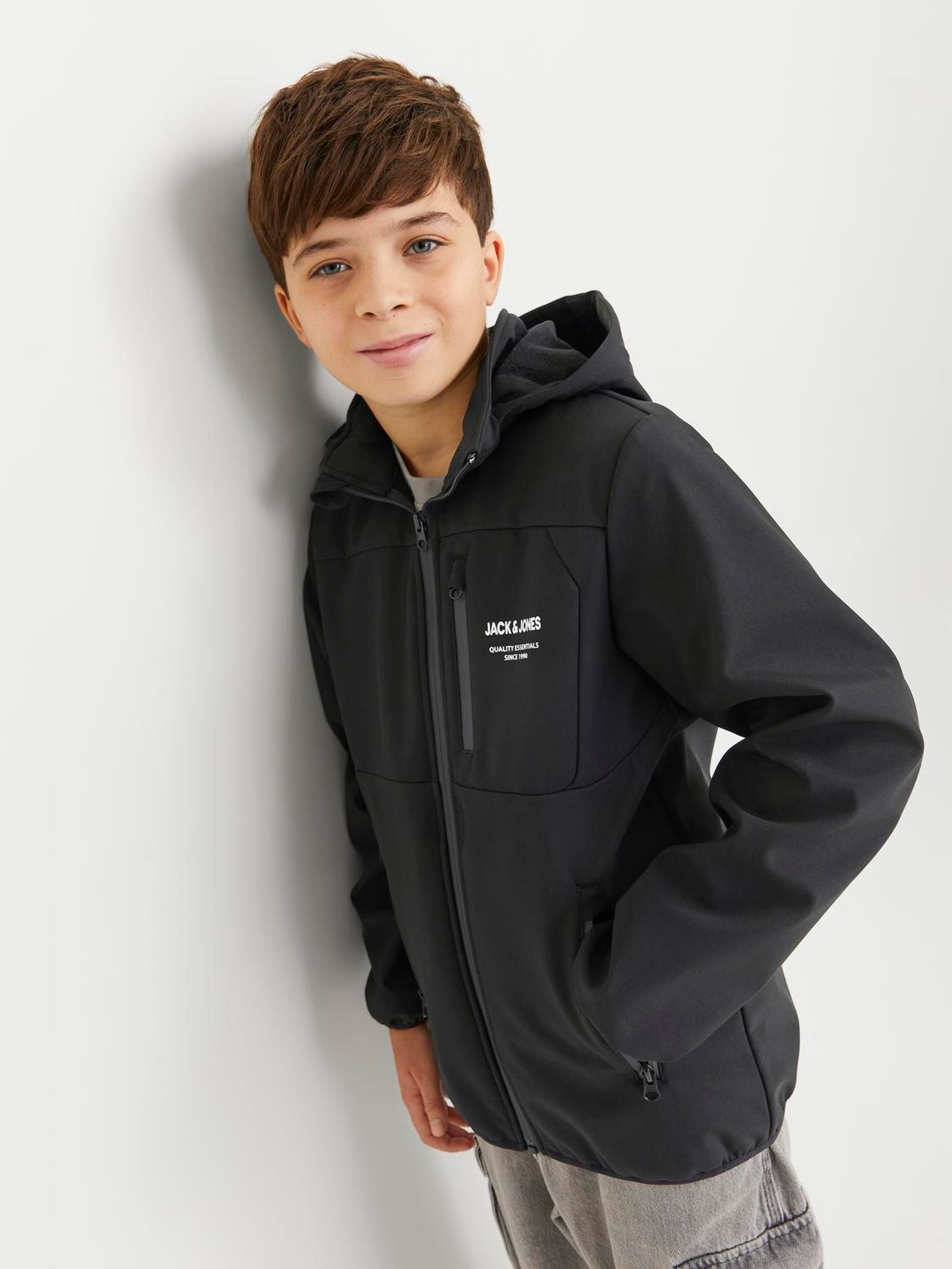 Dsiney Kidz - JACK & JONES JUNIOR Black Softshell Water-repellent Jacket image 3