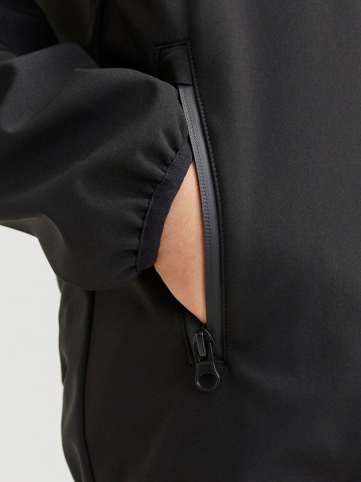 Dsiney Kidz - JACK & JONES JUNIOR Black Softshell Water-repellent Jacket image 4