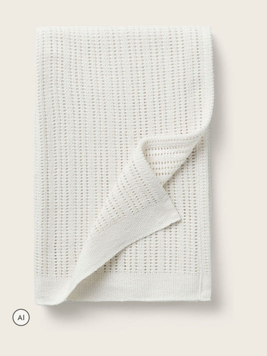 Dsiney Kidz - The White Company White Cellular Blanket image 1