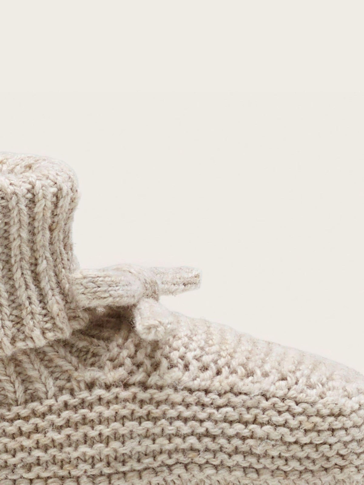 Dsiney Kidz - The White Company Grey Blend Bow Knitted Booties Boots image 2