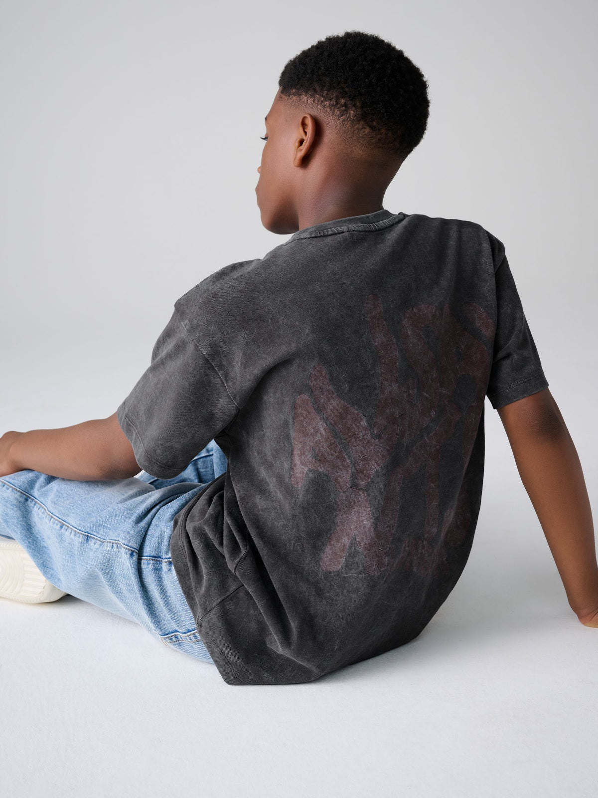 smALLSAINTS Charcoal Grey Oversized Orlando Logo Crew T-Shirt - image 1