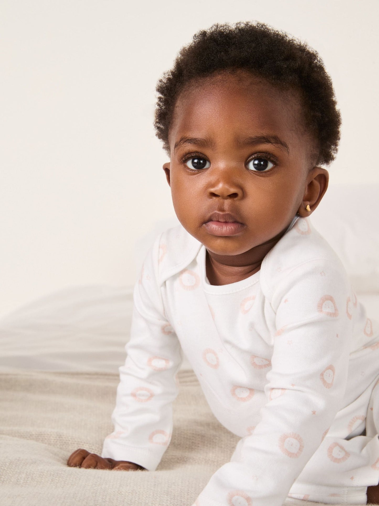 Dsiney Kidz - The White Company Pink Lion Sleepsuit image 3