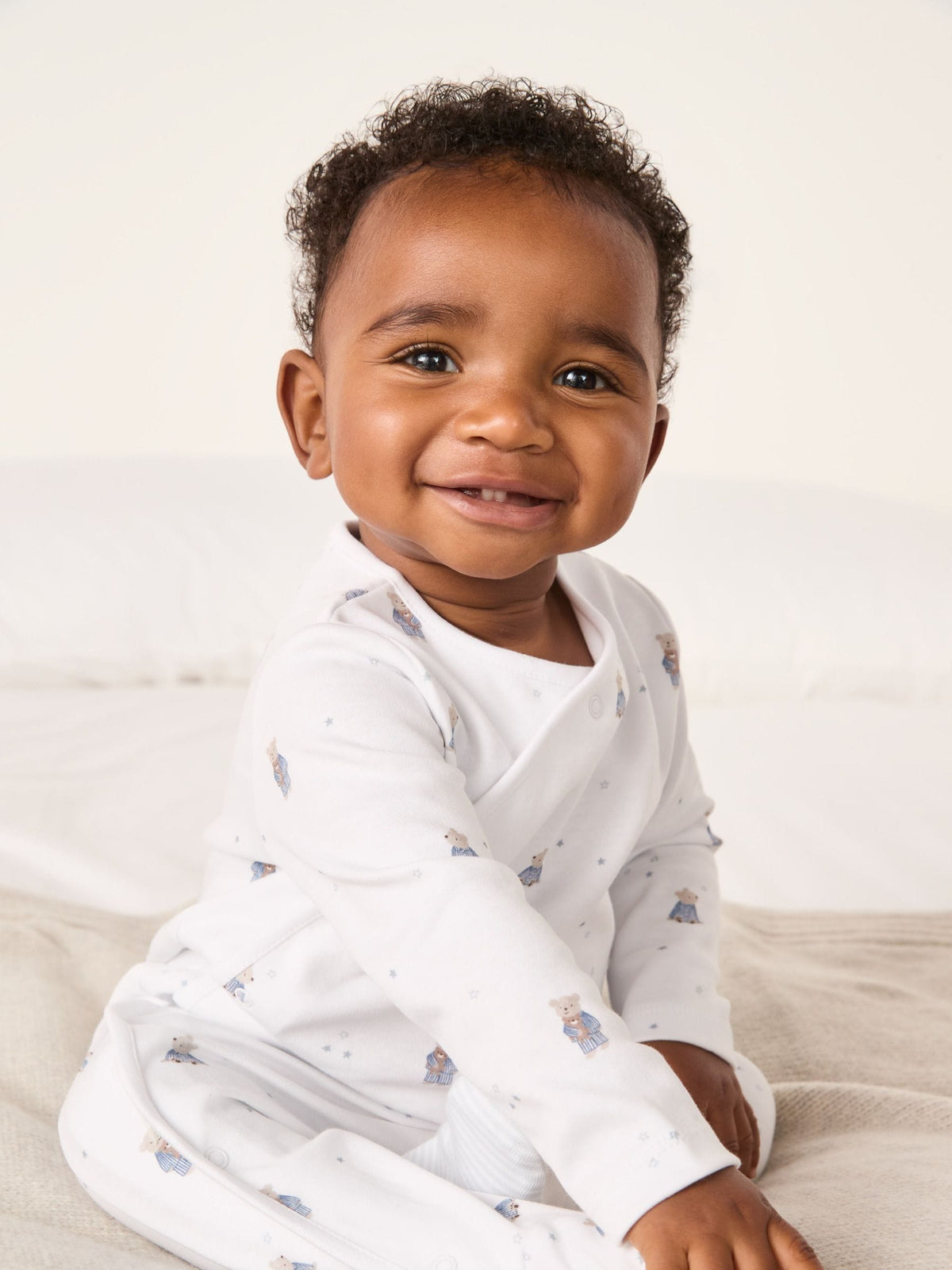 Dsiney Kidz - The White Company White Bedtime Friends Wrap Sleepsuit image 1