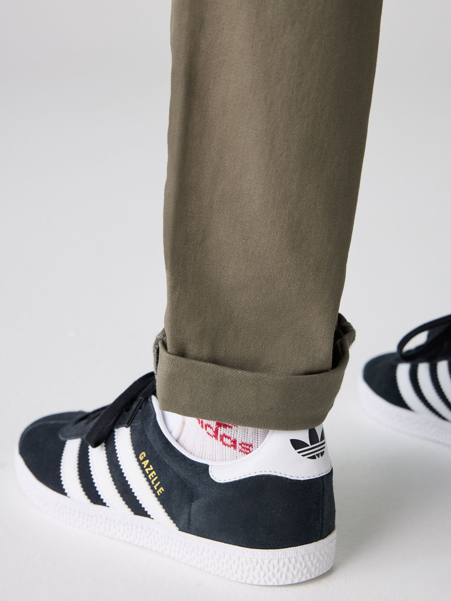 adidas Originals Black/White Junior Gazelle Trainers image 5