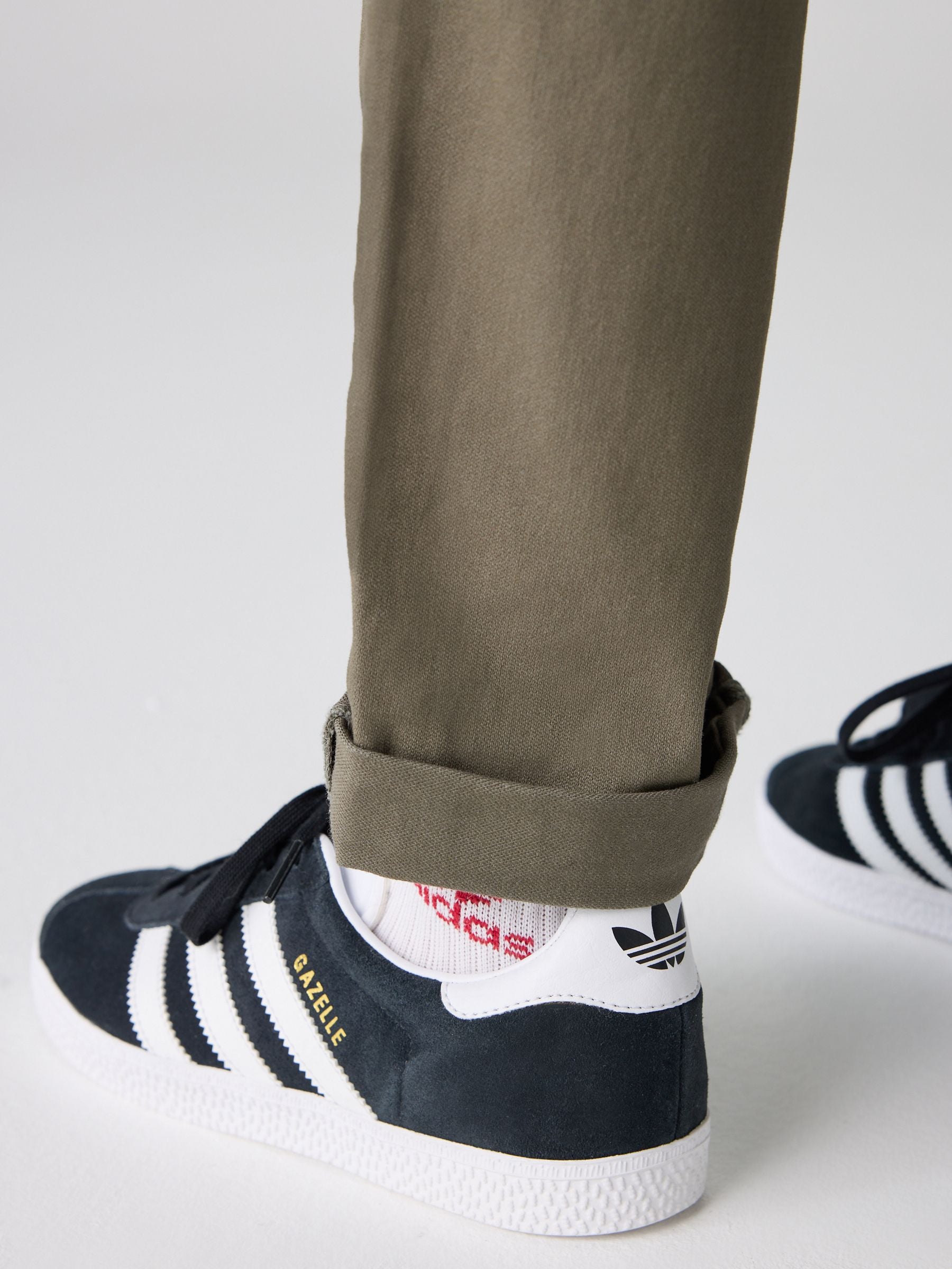 adidas Originals Black/White Junior Gazelle Trainers image 5