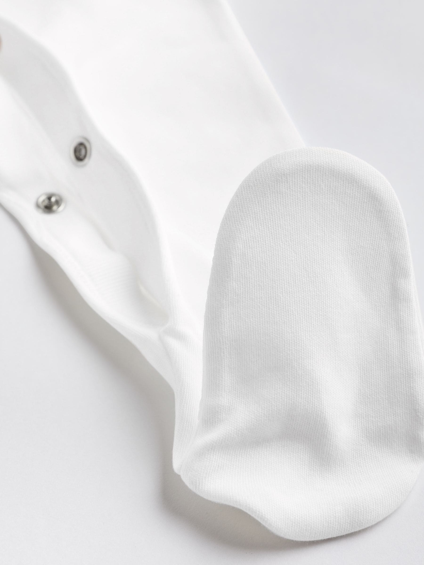 White 5 Pack 100% Cotton Baby Sleepsuits (0-18mths) image 6