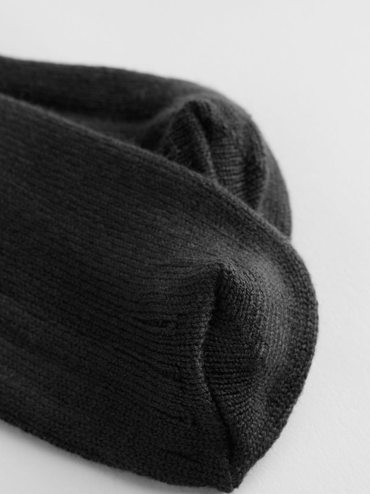 Black Slouchy Ribbed Ankle Socks 1 Pack - image 5