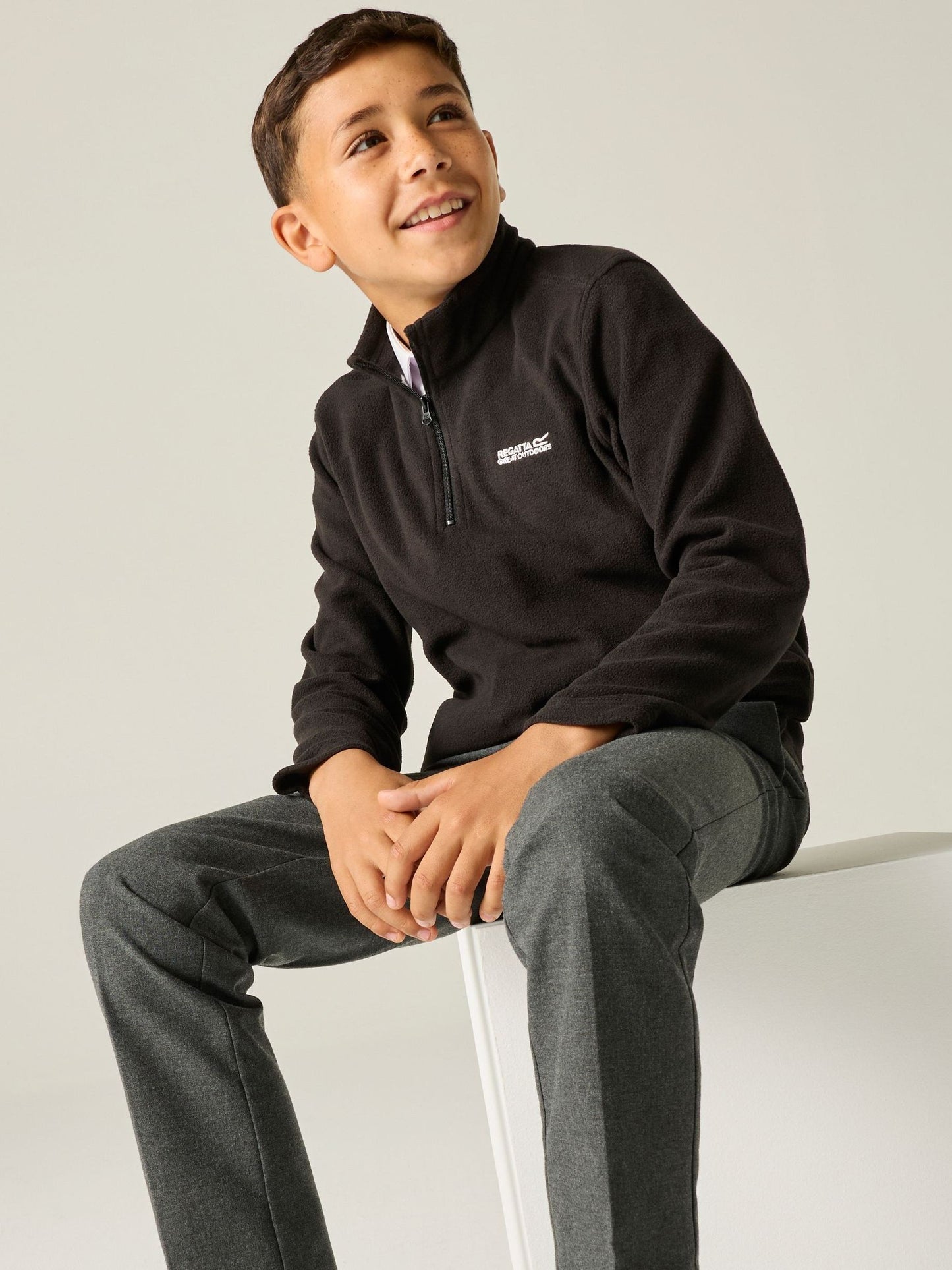 Dsiney Kidz - Regatta Black Hot Shot Half Zip Fleece image 2