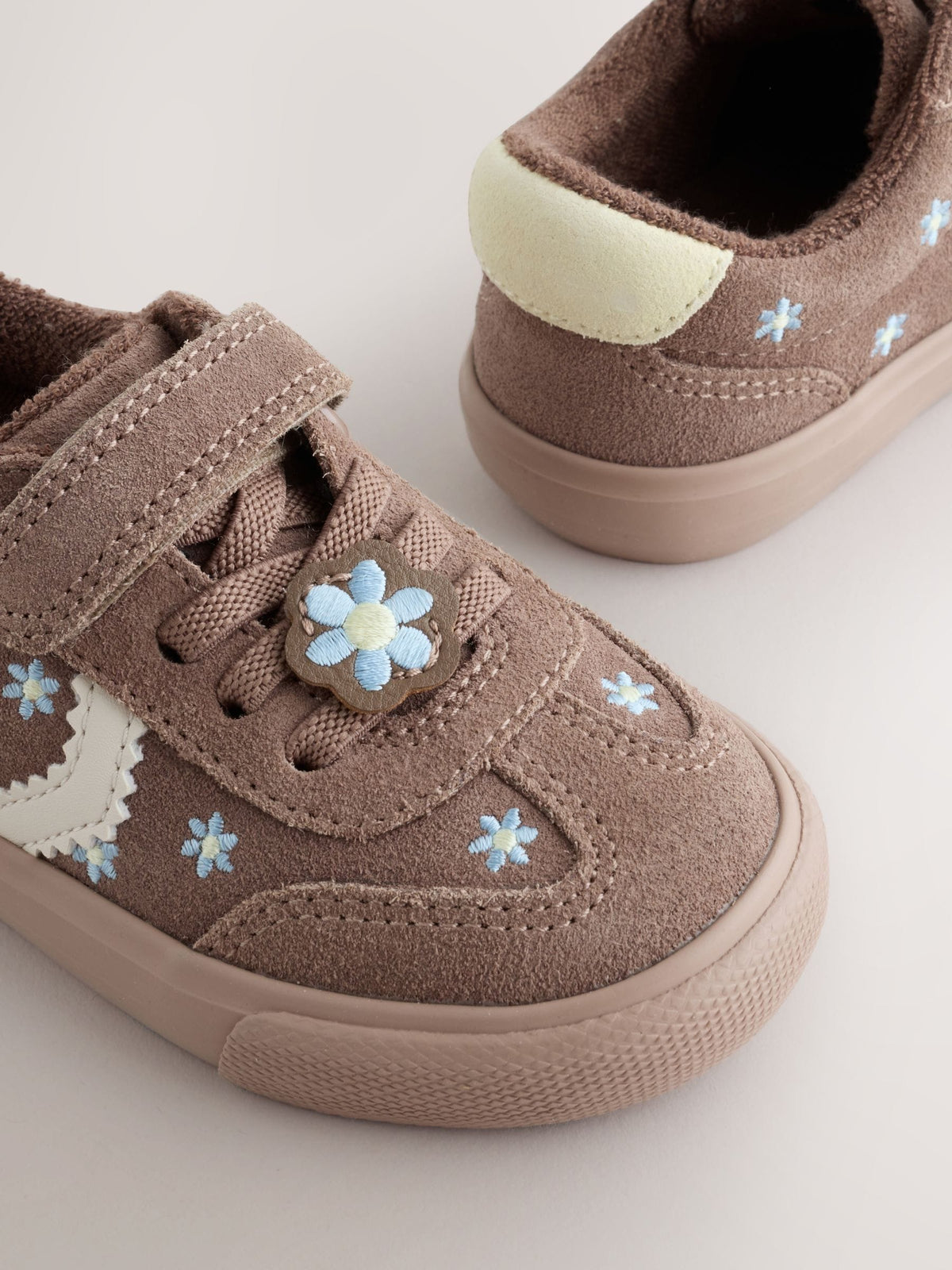 Chocolate Brown Daisy Standard Fit (F) Touch Fastening Elastic Lace Trainers - image 3