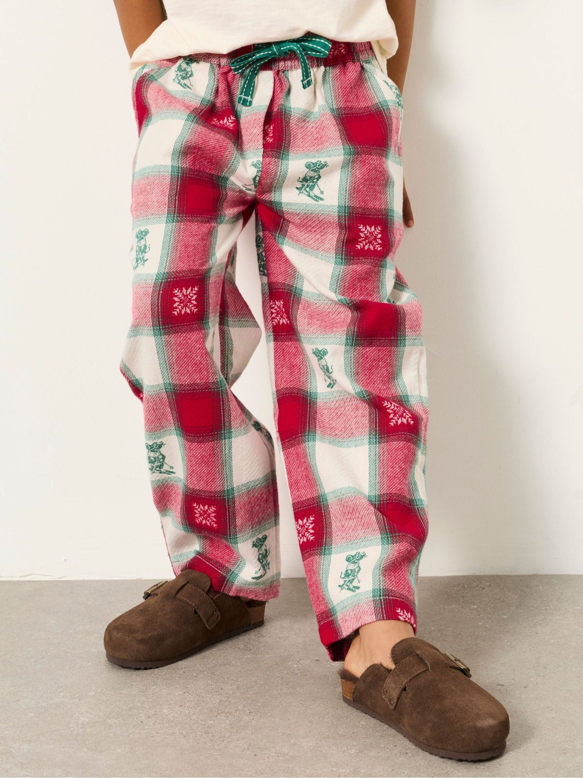 FatFace Shelter Kids Ivory Christmas Mouse Pyjama Set (3-12yrs) - image 7