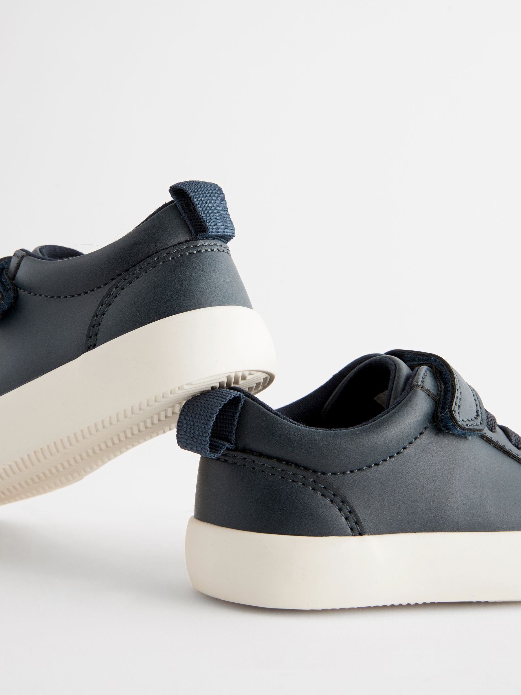Navy Standard Fit (F) Touch Fastening Elastic Lace Trainers image 4