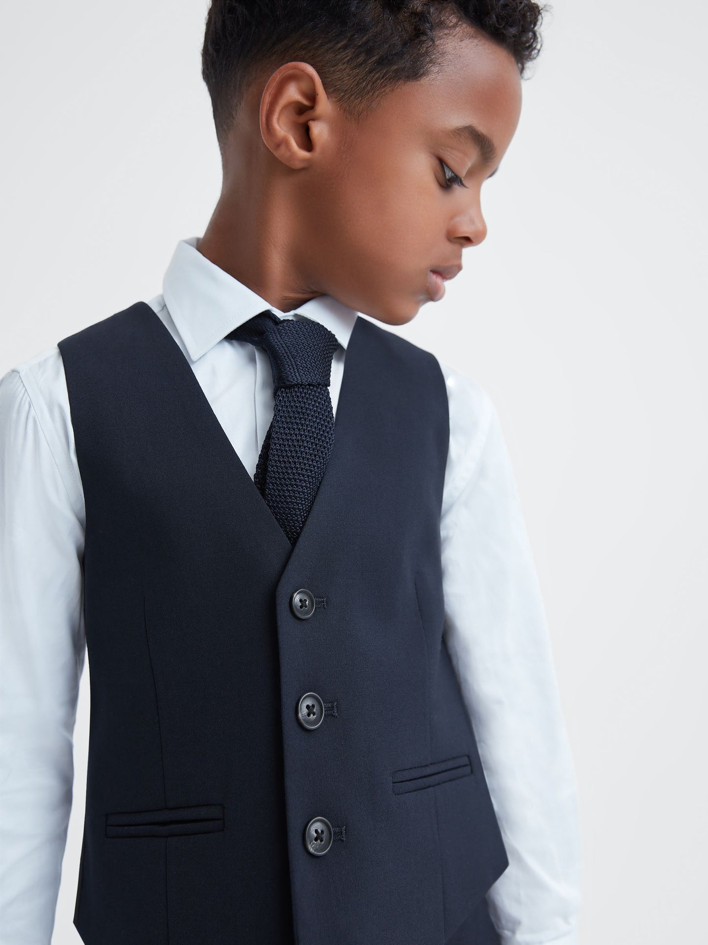Reiss Navy Hope 9-14 yrs Modern Fit Waistcoat image 4