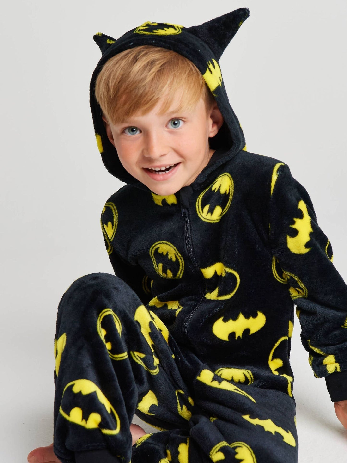 Dsiney Kidz - Brand Threads Black Batman Fleece All-In-One image 4