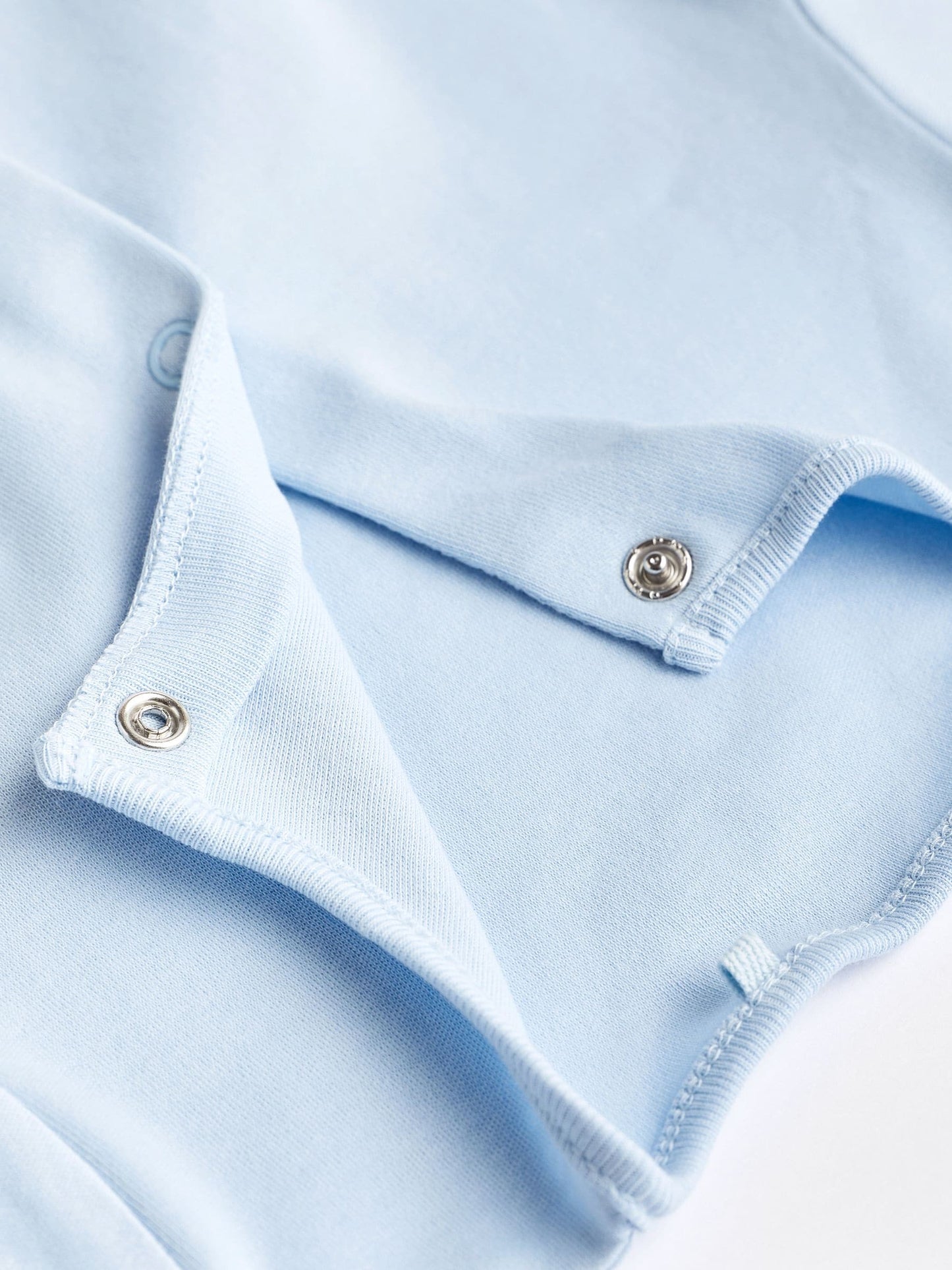 Blue/White 5 Pack Baby Sleepsuits (0-2yrs)