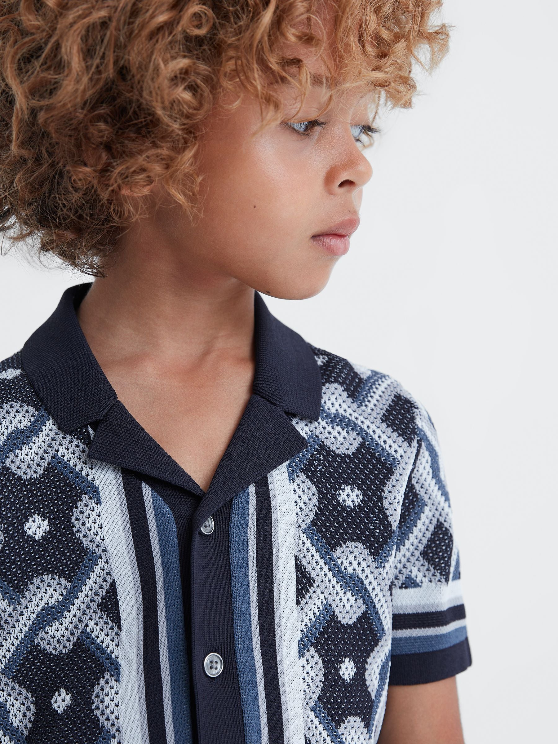 Dsiney Kidz - Reiss Navy Multi Hyde Junior Knitted Cuban Collar Button-Through Shirt image 4