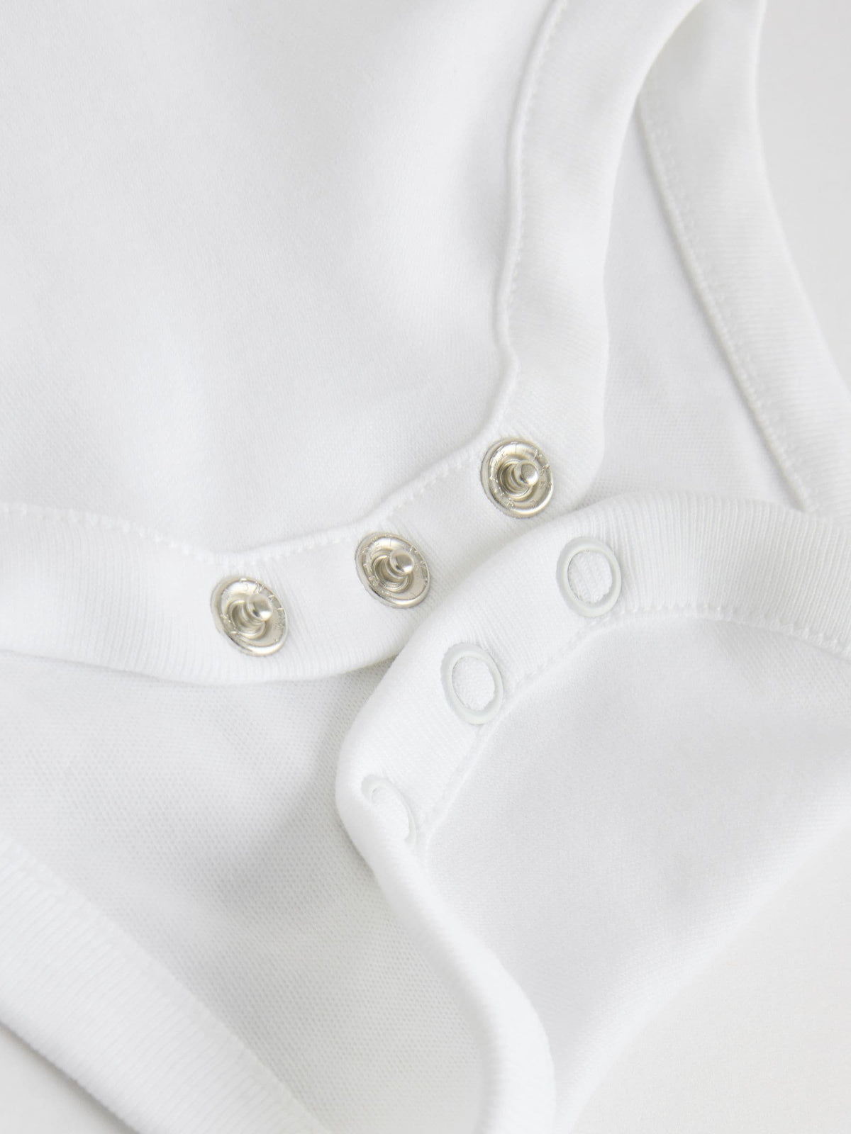 Dsiney Kidz - White 7 Pack Baby Vest Bodysuits image 8
