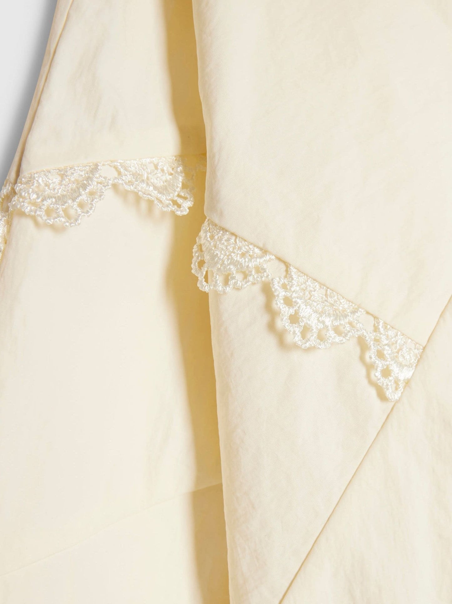 Dsiney Kidz - River Island Cream Lace Funnel Bomber Jacket image 3