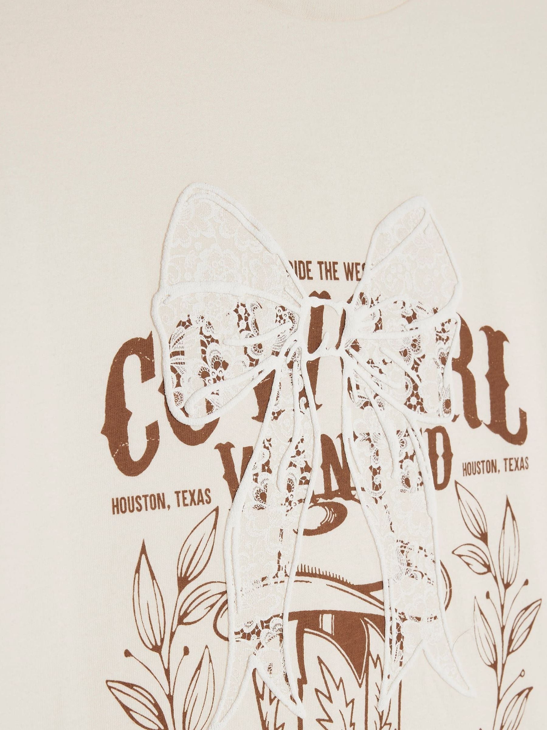 Dsiney Kidz - River Island Cream Cowgirl Top & Cycle Shorts Set image 4