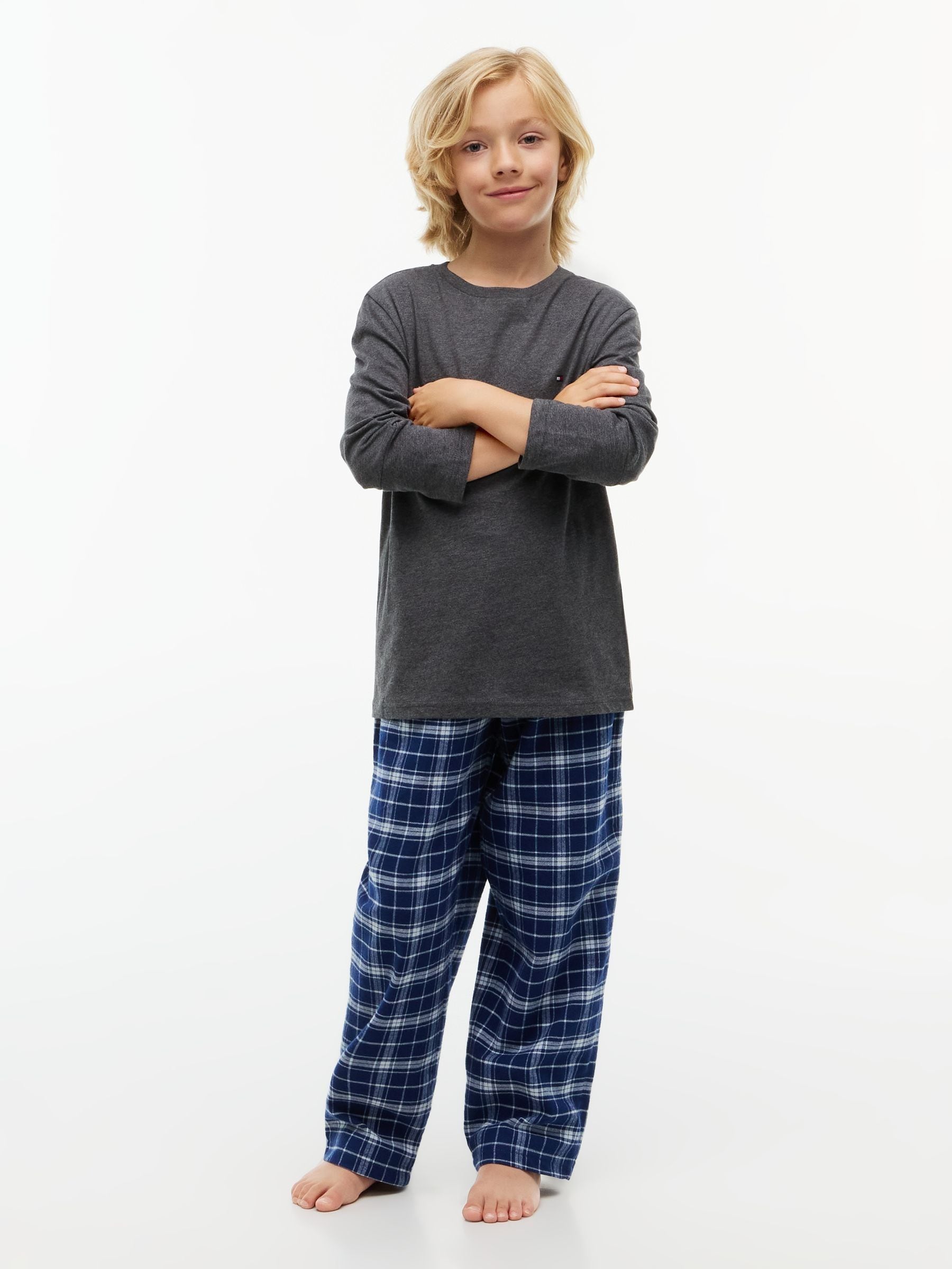 Dsiney Kidz - Tommy Hilfiger Black Long Sleeve T-Shirt 2 Pack image 4