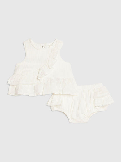 Dsiney Kidz - River Island White Ruffle Broderie Top & Short Set image 1