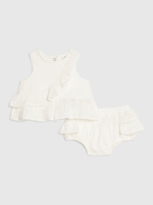 Dsiney Kidz - River Island White Ruffle Broderie Top & Short Set image 1