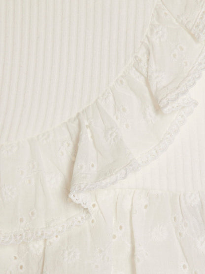 Dsiney Kidz - River Island White Ruffle Broderie Top & Short Set image 4