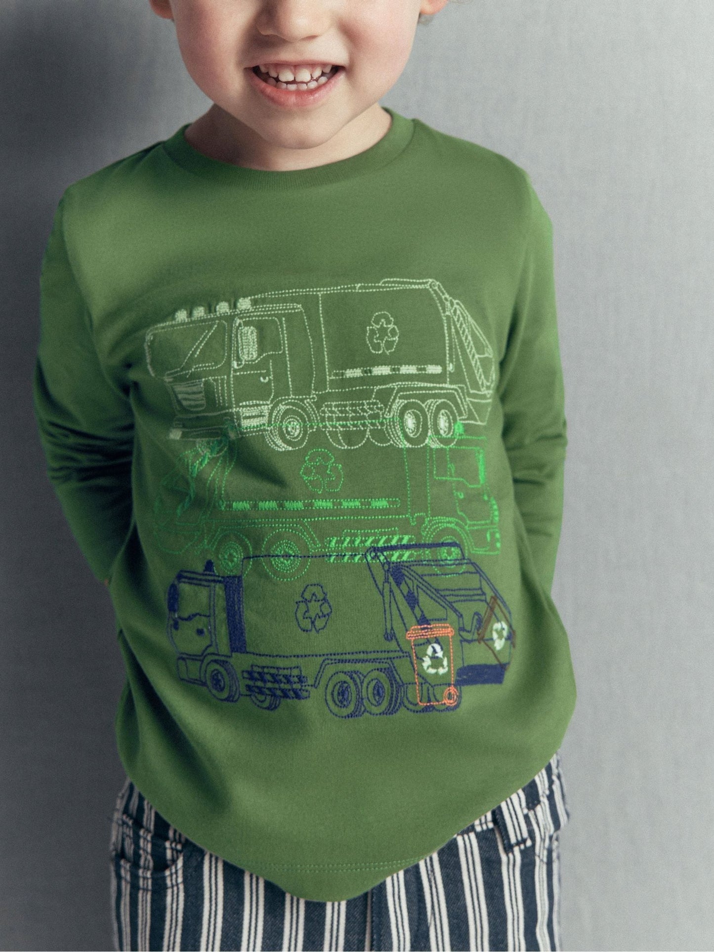 Dsiney Kidz - Boden Green Linear Stitch T-Shirt image 1