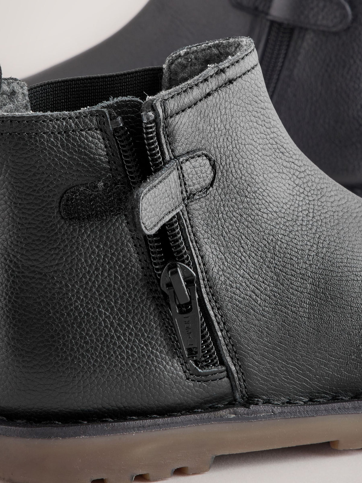 Dsiney Kidz - Black Wide Fit (G) Warm Lined Leather Chelsea Boots image 5