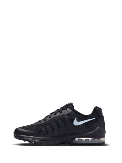 Nike Black Youth Air Max Invigor Trainers image 2