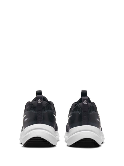 Nike Black/White Youth Cosmic Running Trainers image 6