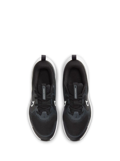 Nike Black/White Youth Cosmic Running Trainers image 7