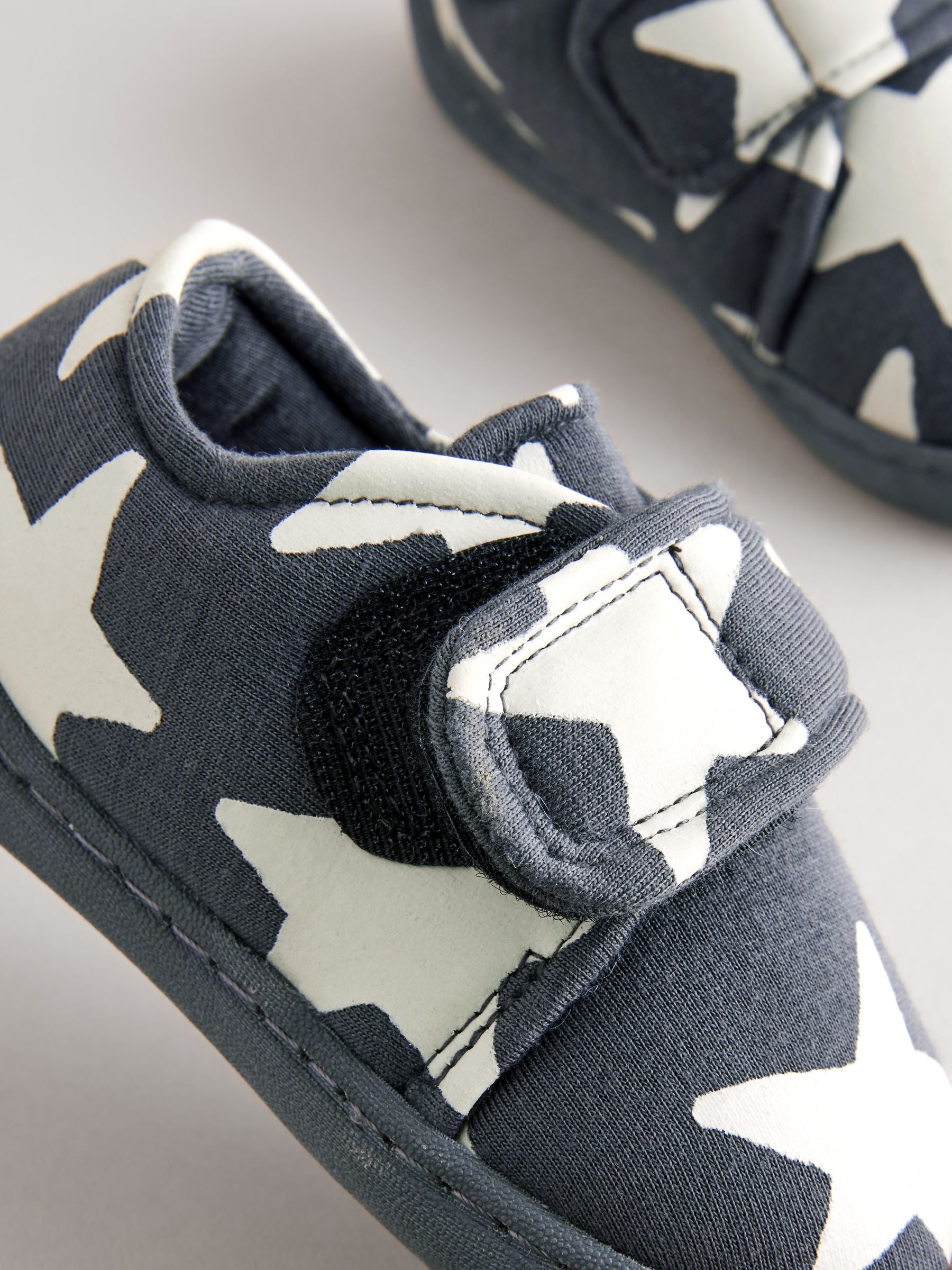 Grey Star Touch Fastening Cupsole Slippers image 5
