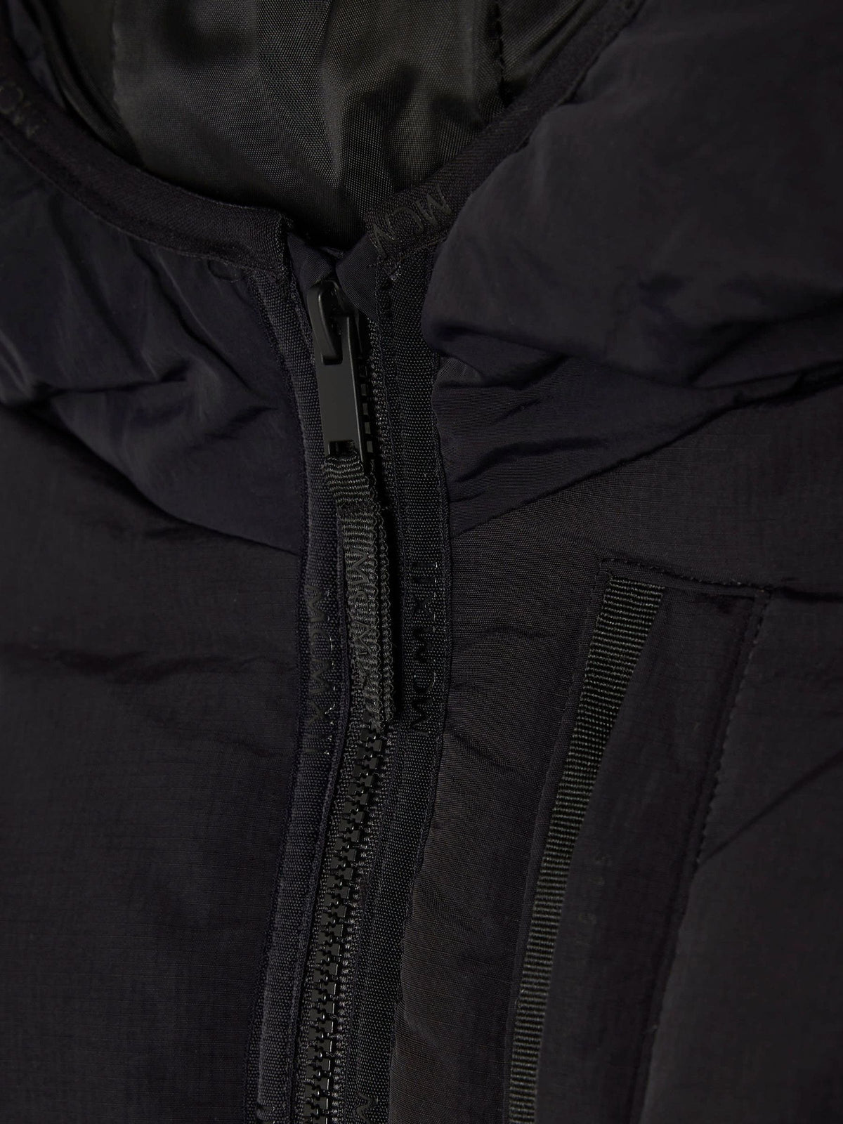 Dsiney Kidz - River Island Black Padded Hooded Jacket image 3