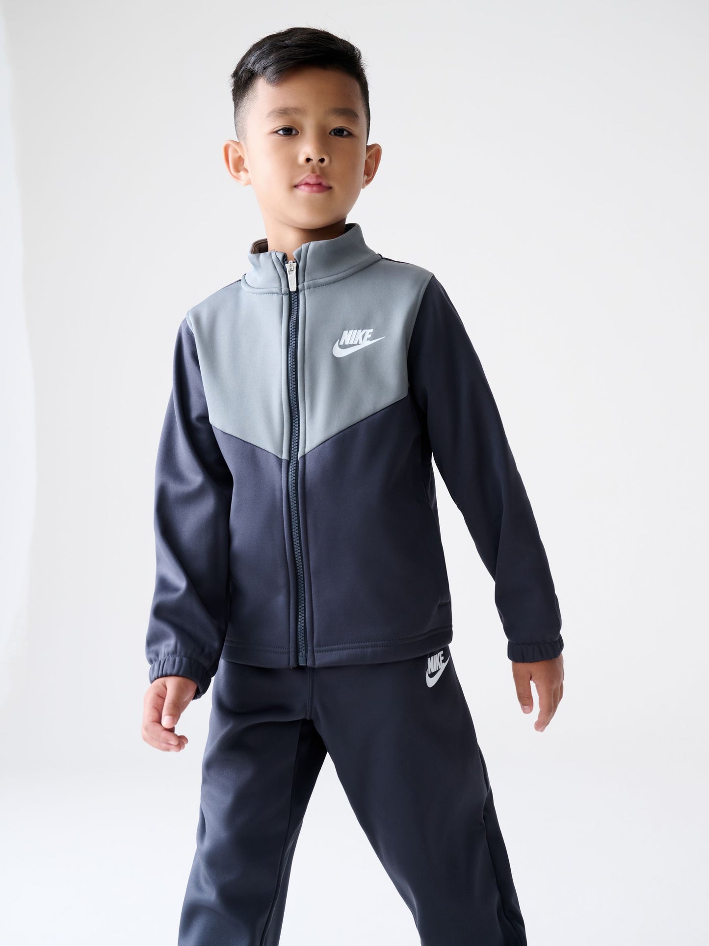 Nike Grey Little Kids Lifestyle Essentials Poly Tracksuit image 4