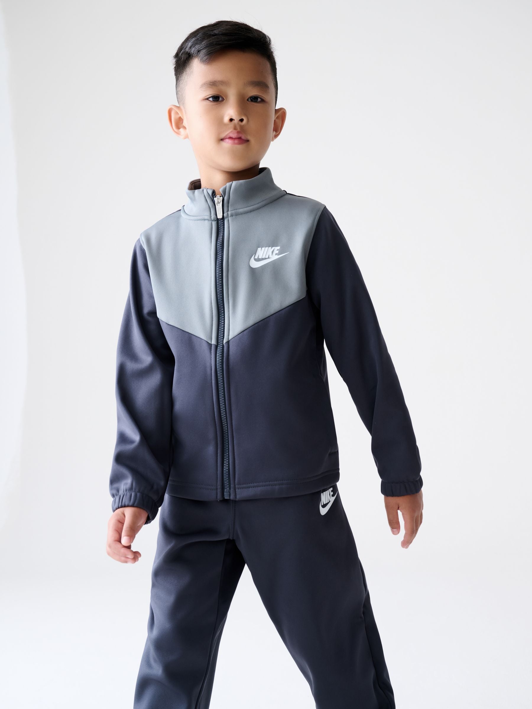 Nike Grey Little Kids Lifestyle Essentials Poly Tracksuit image 4