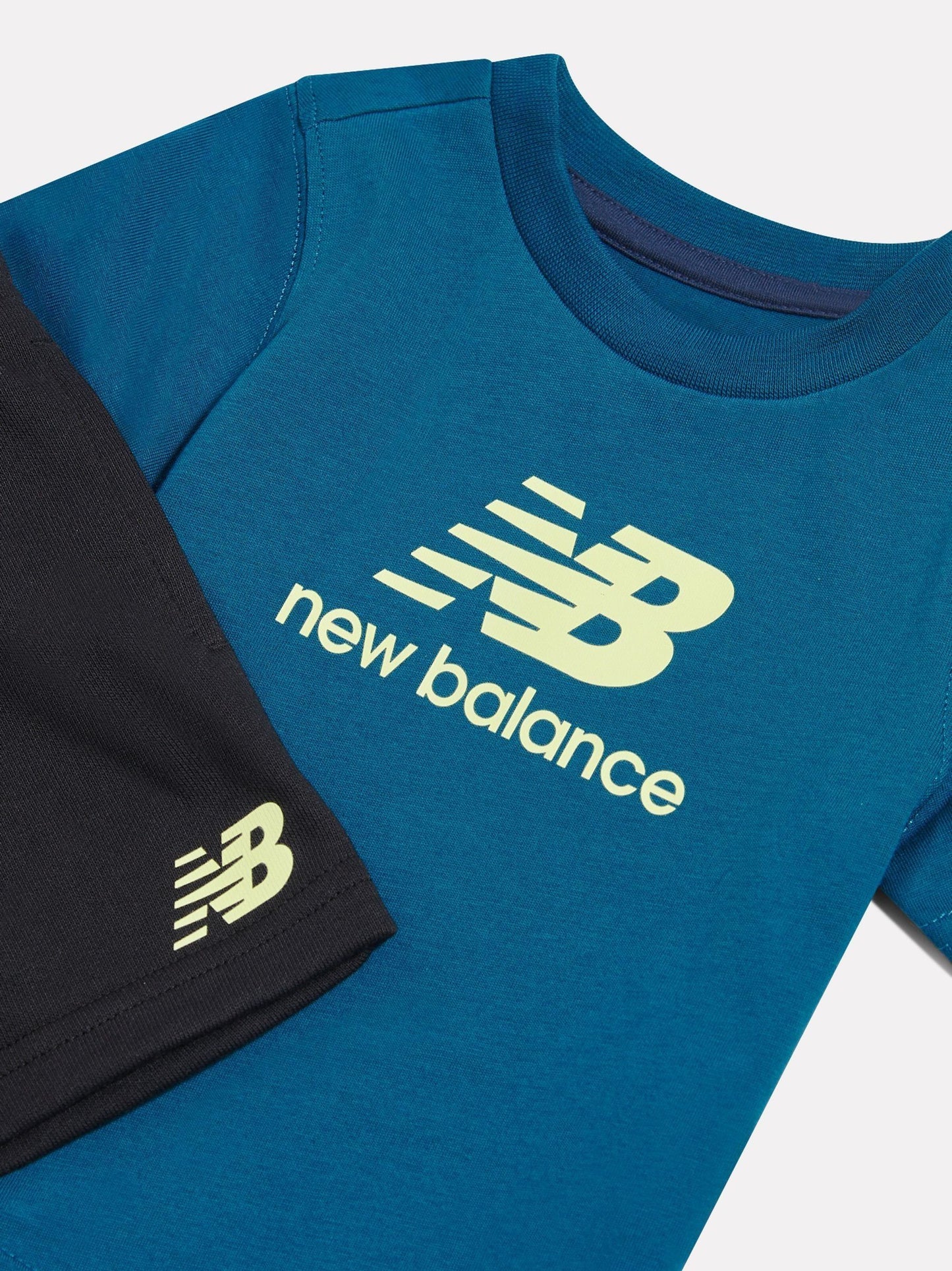 Dsiney Kidz - New Balance Blue Stacked Graphic T-Shirt & Shorts Set image 3
